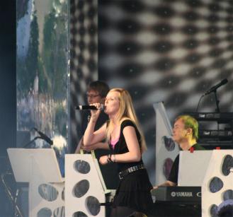 (c) Astrid Kr�ger