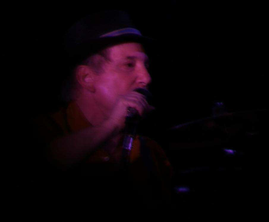 (c) Astrid Kr�ger
